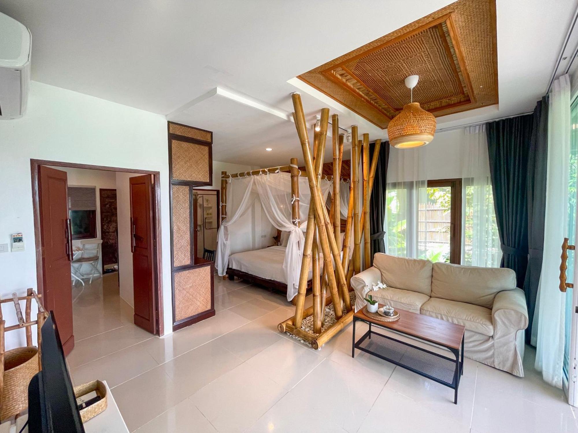 Baan Phuvara Retreat - Romantic Jacuzzi Mountain View Villas Ao Nang Værelse billede
