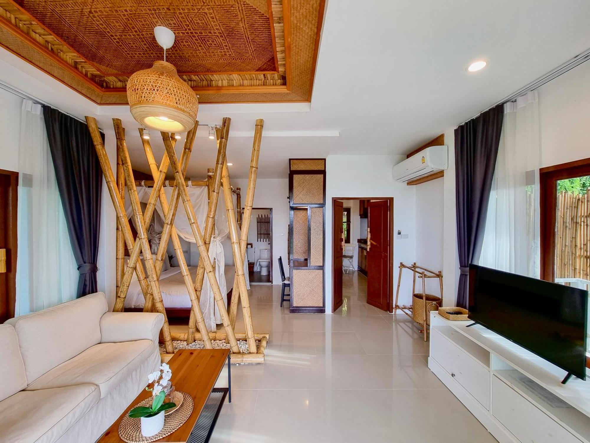Baan Phuvara Retreat - Romantic Jacuzzi Mountain View Villas Ao Nang Værelse billede